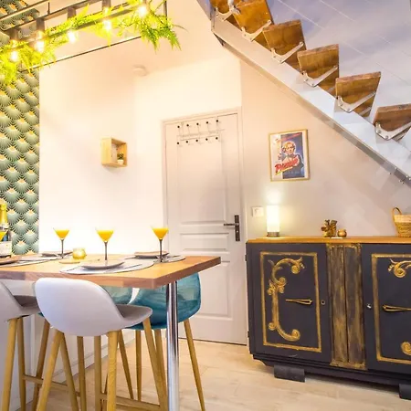 Apartment Sauna - Le Loft Des Remparts - Flobnb Laon